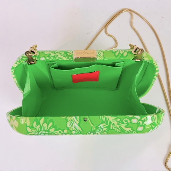Lily Pulitzer Hard She’ll Limeade It’s A Spring Thing Clutch 7” x 4” x 2” - Picture 7 of 8